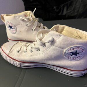 NW White Converse Sneakers womens Sz 9